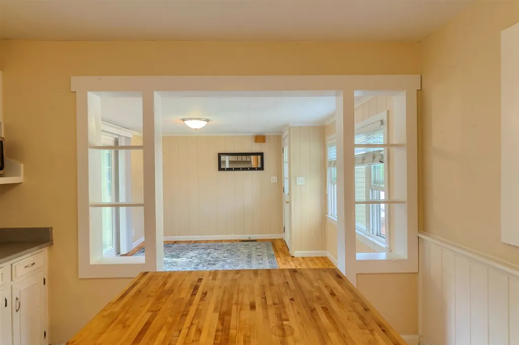 492 Broad Street Nashua NH 03063
