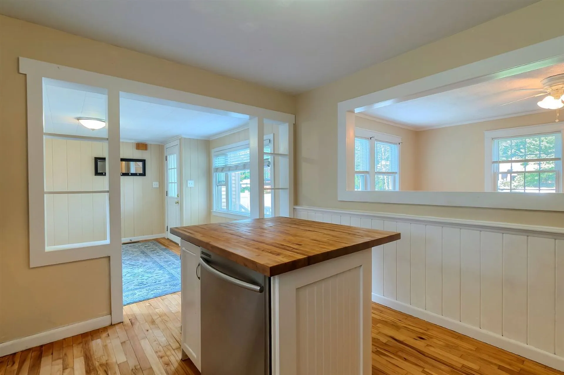 492 Broad Street Nashua NH 03063