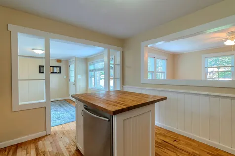 492 Broad Street Nashua NH 03063