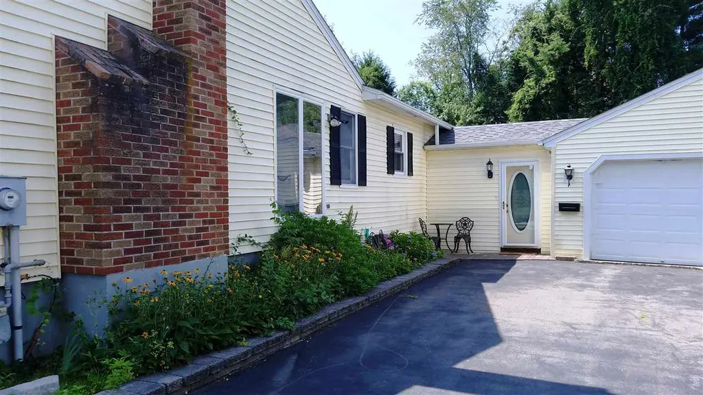 67 Toftree Lane Dover NH 03820