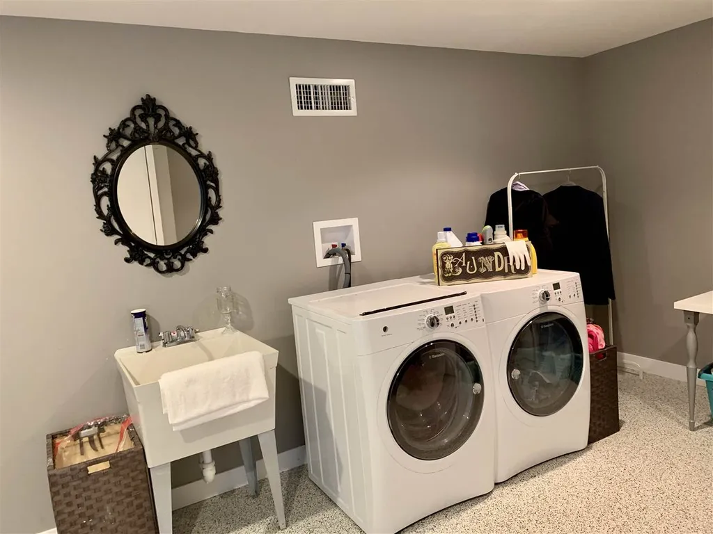 17 Timberline Drive Concord NH 03301