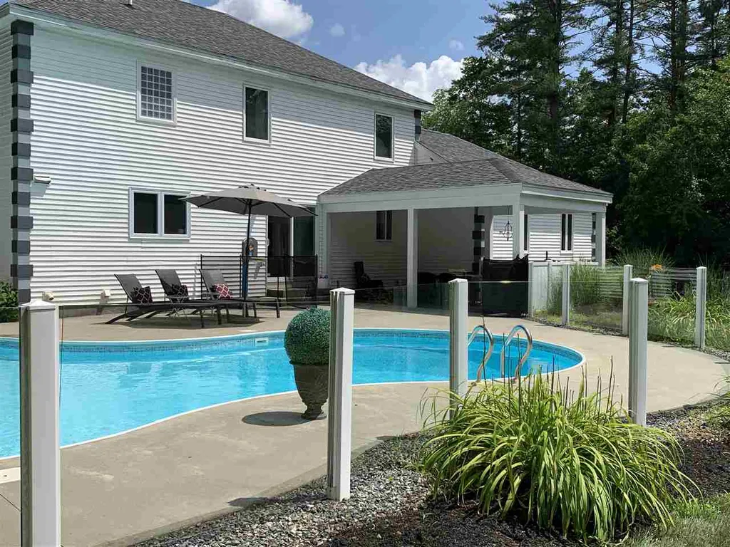 17 Timberline Drive Concord NH 03301