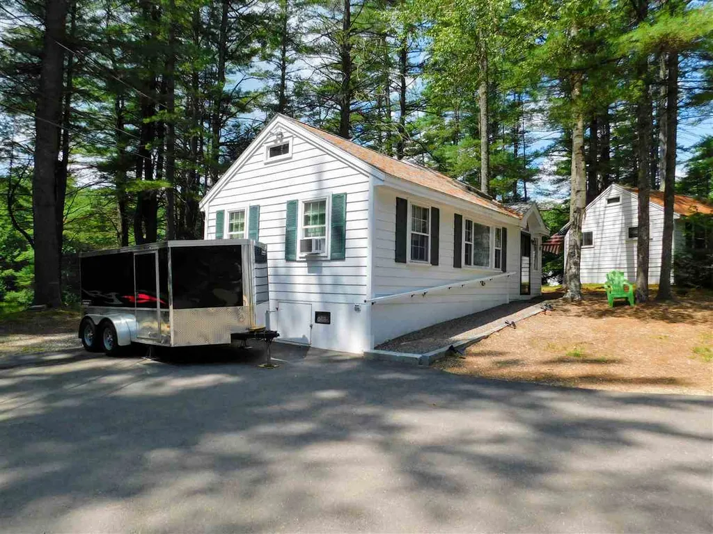 485 Endicott E Street Laconia NH 03246