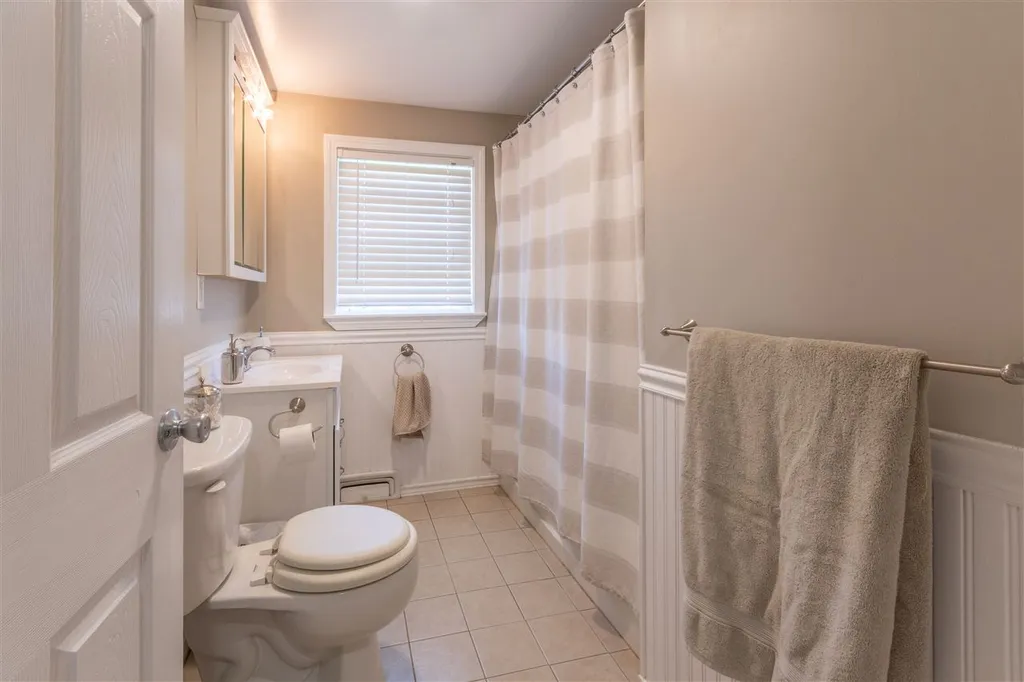 8 Haverhill Street Hudson NH 03051