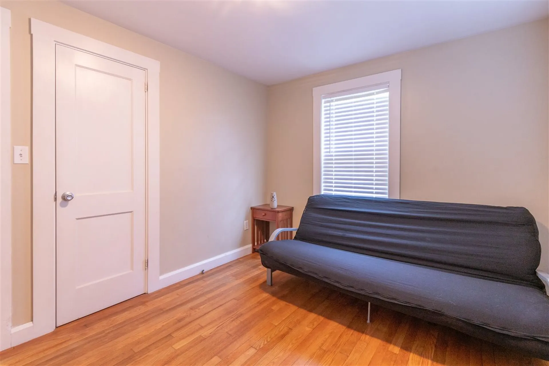 8 Haverhill Street Hudson NH 03051