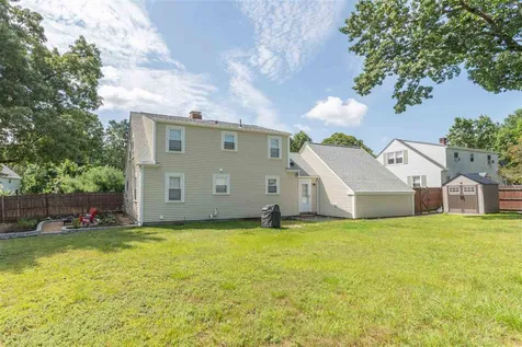 8 Haverhill Street Hudson NH 03051