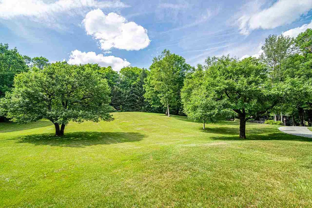 97 & 99 Darling Road Woodstock VT 05071