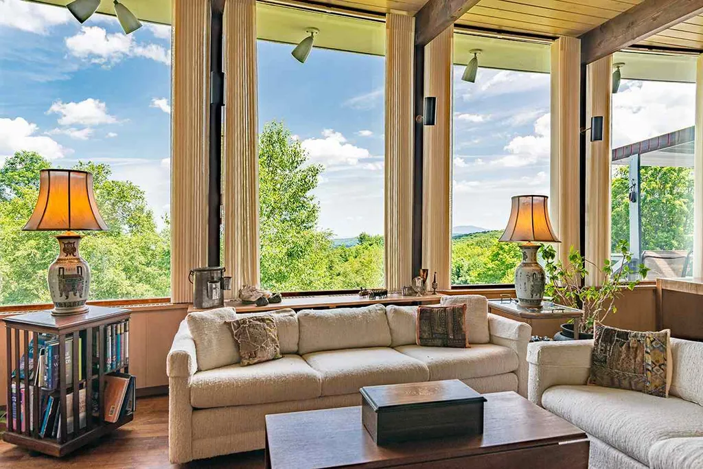 97 & 99 Darling Road Woodstock VT 05071