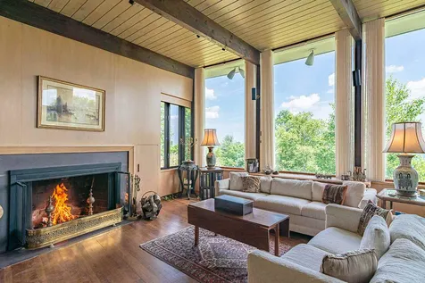 97 & 99 Darling Road Woodstock VT 05071
