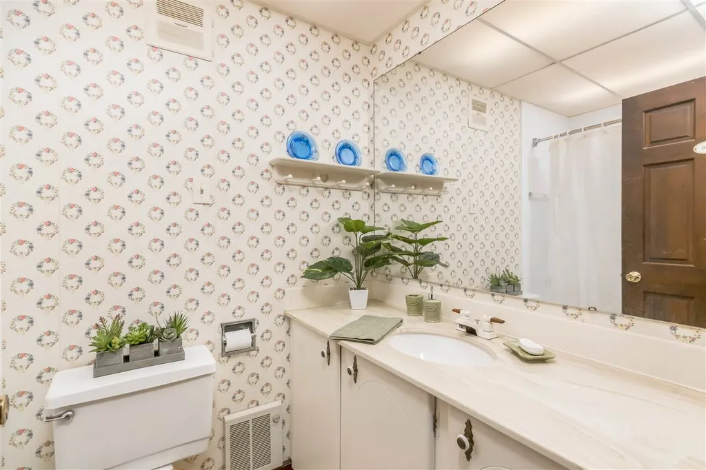 22 Pinehurst Drive Jericho VT 05465