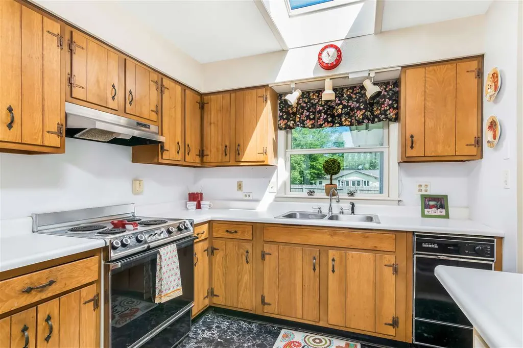 22 Pinehurst Drive Jericho VT 05465