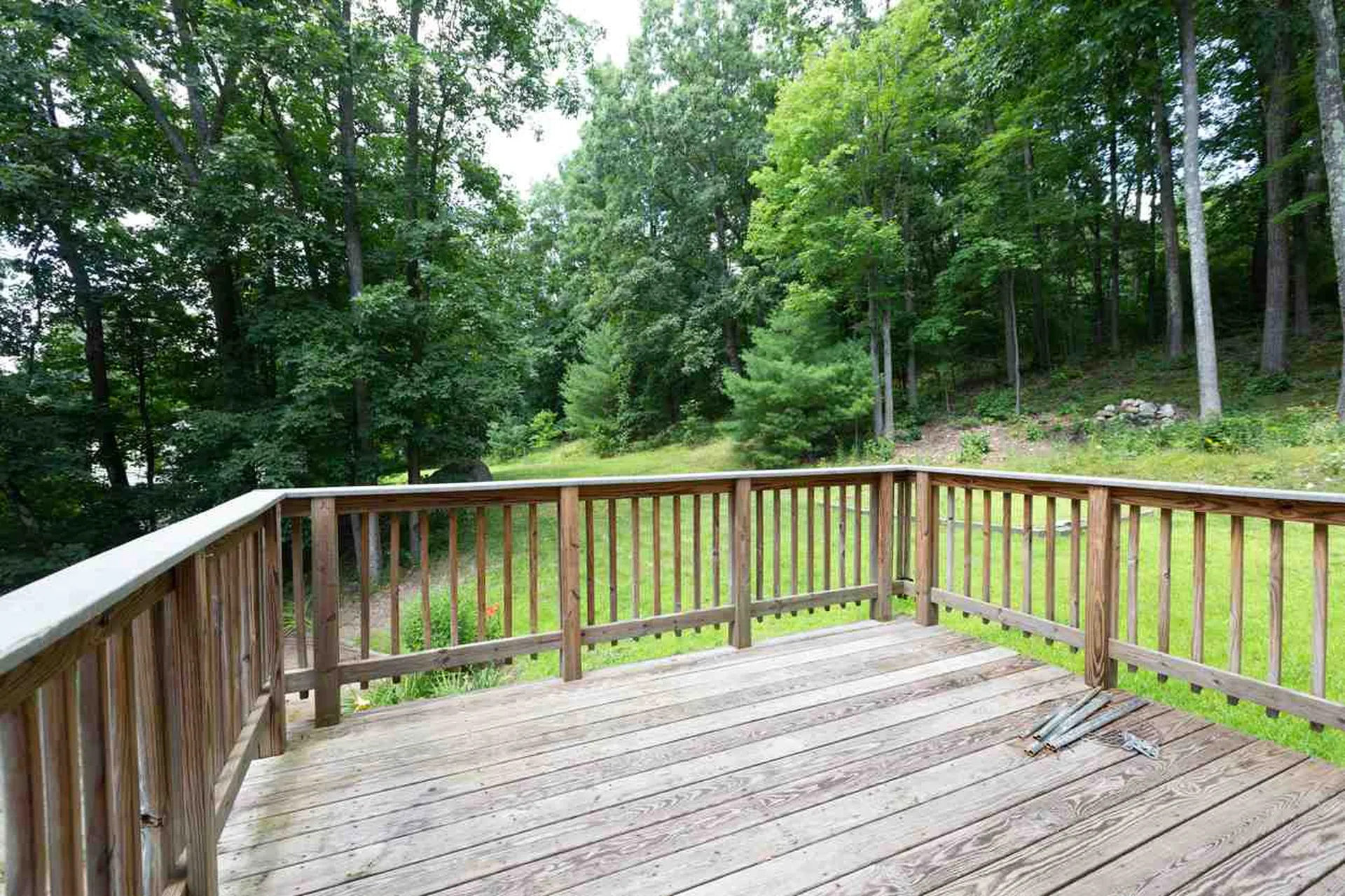 52 Noyes Road Londonderry NH 03053