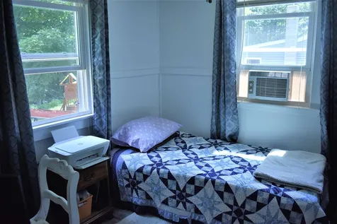 12 Hemlock Street Hillsborough NH 03244