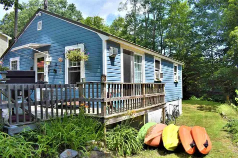 12 Hemlock Street Hillsborough NH 03244