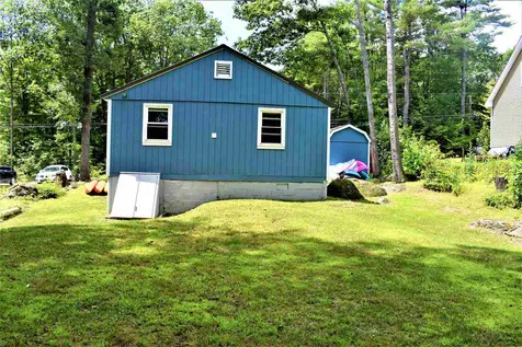 12 Hemlock Street Hillsborough NH 03244