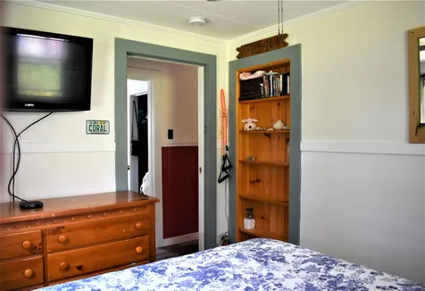 12 Hemlock Street Hillsborough NH 03244