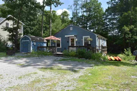 12 Hemlock Street Hillsborough NH 03244