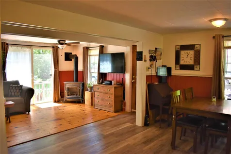 12 Hemlock Street Hillsborough NH 03244