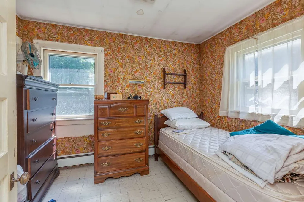 478 Mammoth Road Londonderry NH 03053
