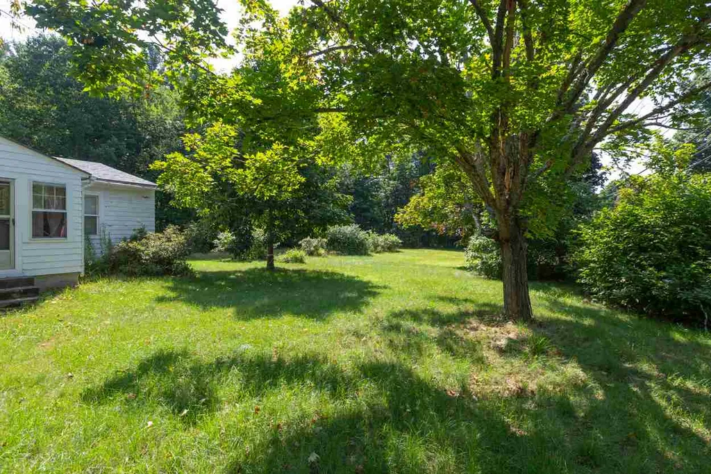 478 Mammoth Road Londonderry NH 03053