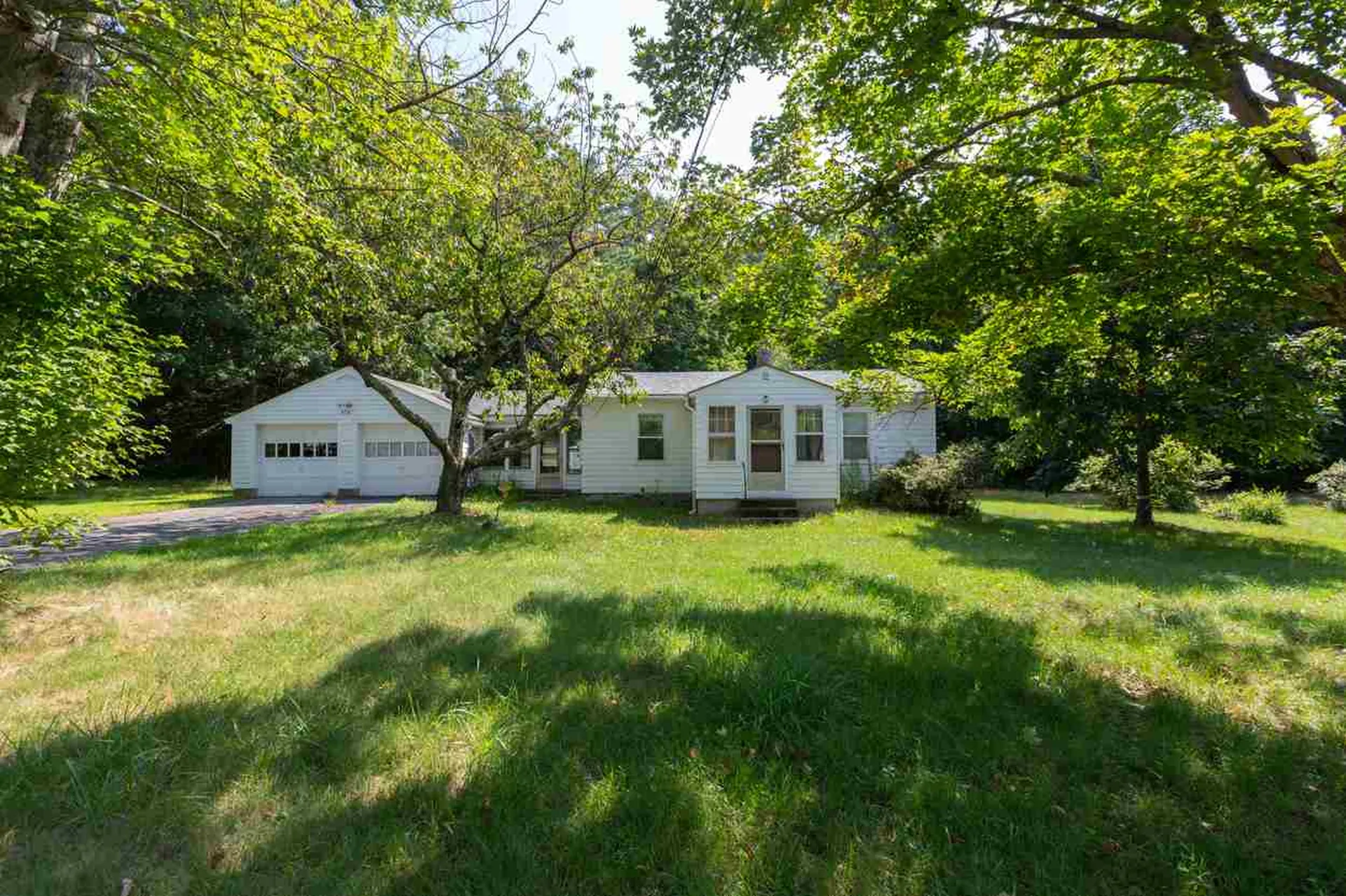 478 Mammoth Road Londonderry NH 03053
