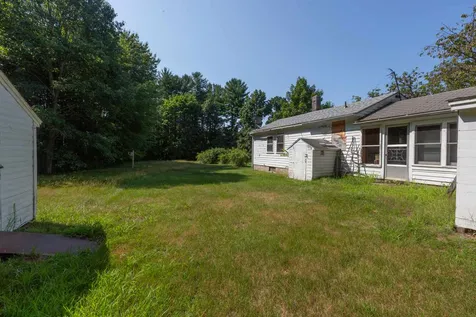 478 Mammoth Road Londonderry NH 03053