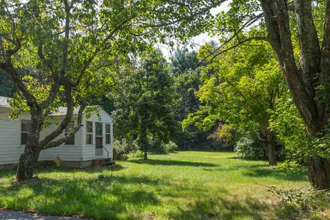 478 Mammoth Road Londonderry NH 03053