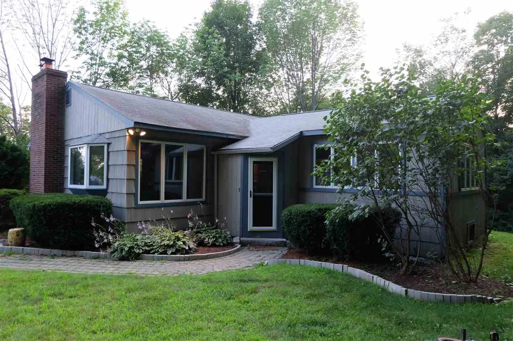 208 Bean Hill Road Pembroke NH 03275