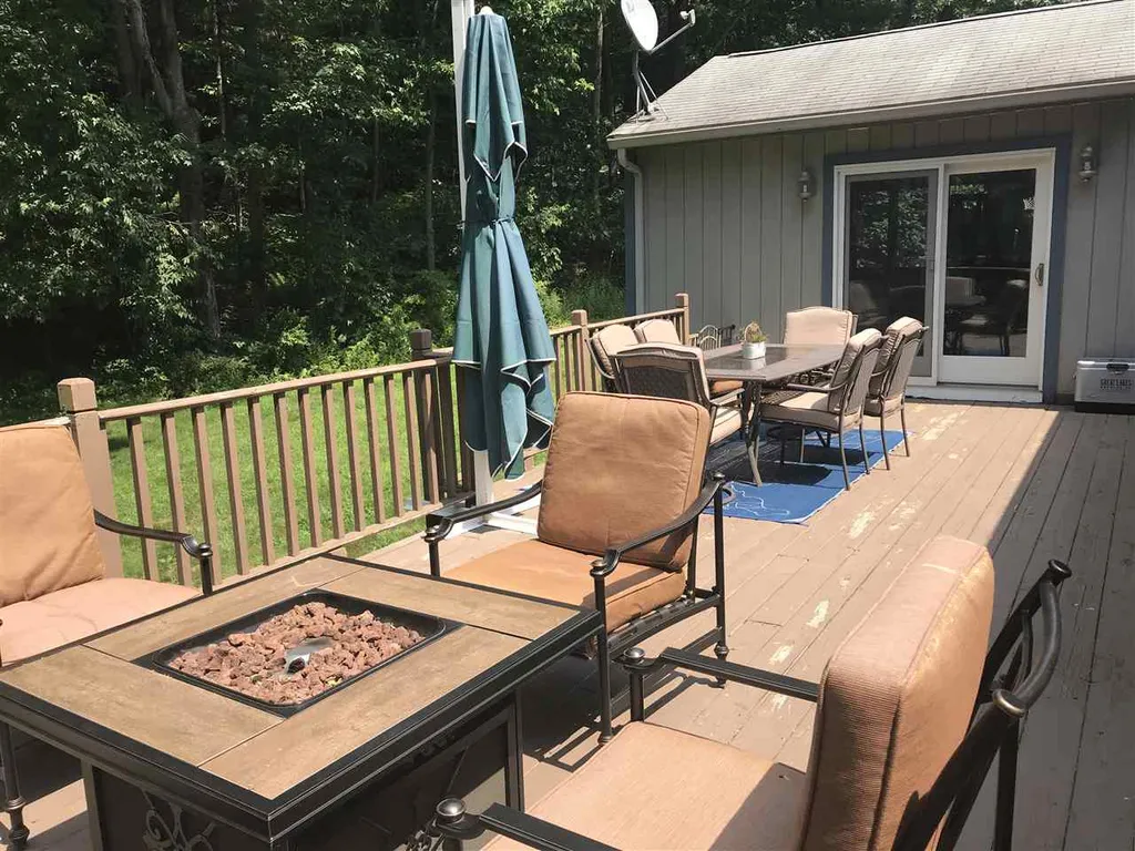 208 Bean Hill Road Pembroke NH 03275