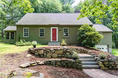 12 North Meadow Road Amherst NH 03031