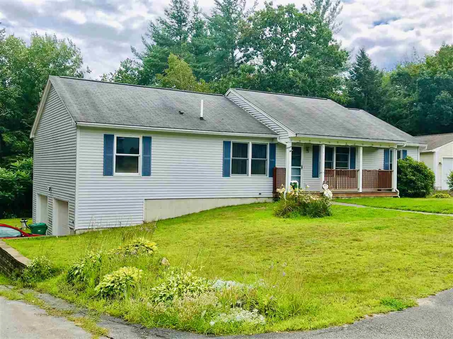 71 Stillwater Circle Rochester NH 03839