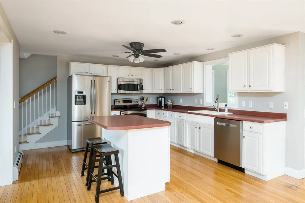 29 Sandpiper Drive Dover NH 03820