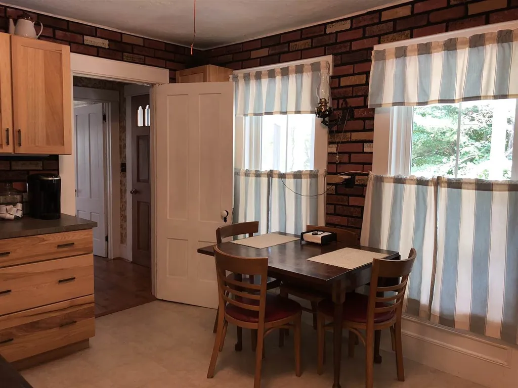 23 Riverside Drive Alton NH 03809