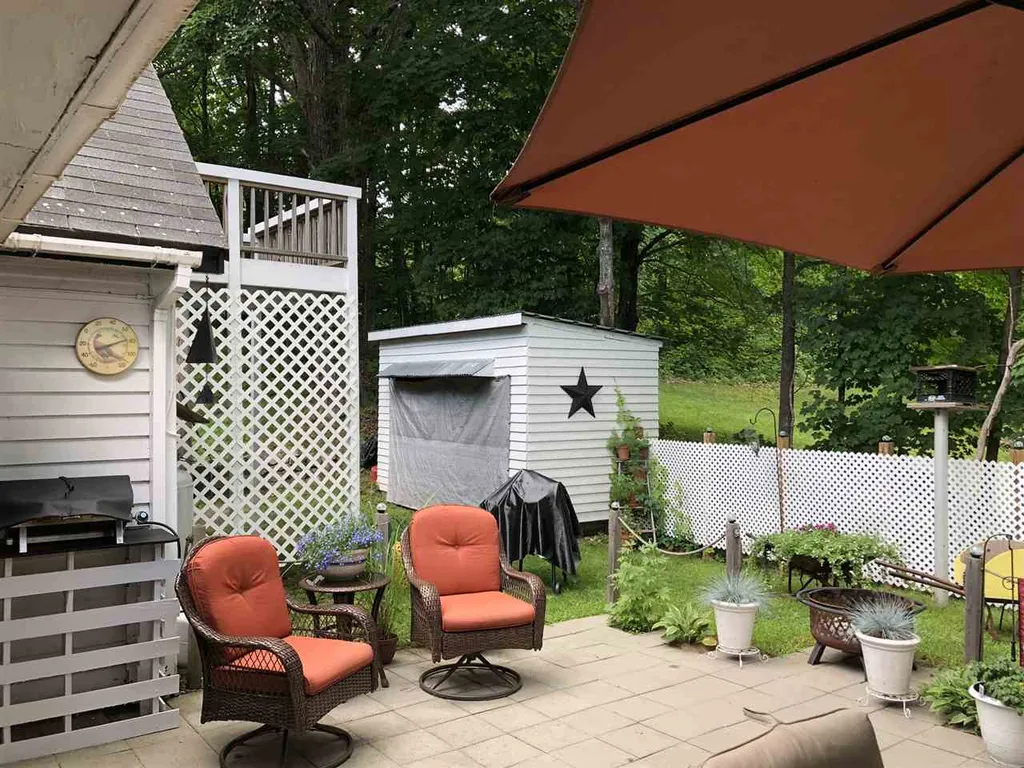 23 Riverside Drive Alton NH 03809