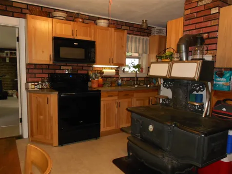 23 Riverside Drive Alton NH 03809