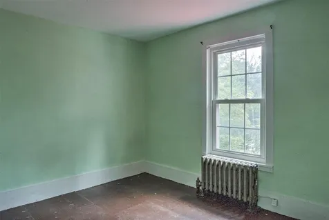 12 Chesterfield Road Hinsdale NH 03451