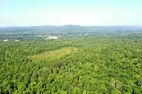 326 Chestnut Hill Road Rochester NH 03867