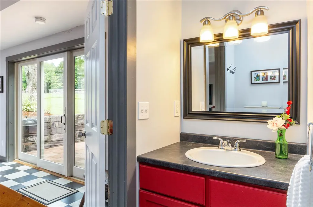 3715 Hinesburg Road Richmond VT 05477