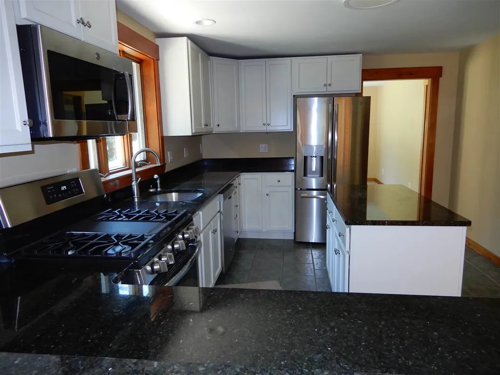 38 Russell Lane Danbury NH 03230