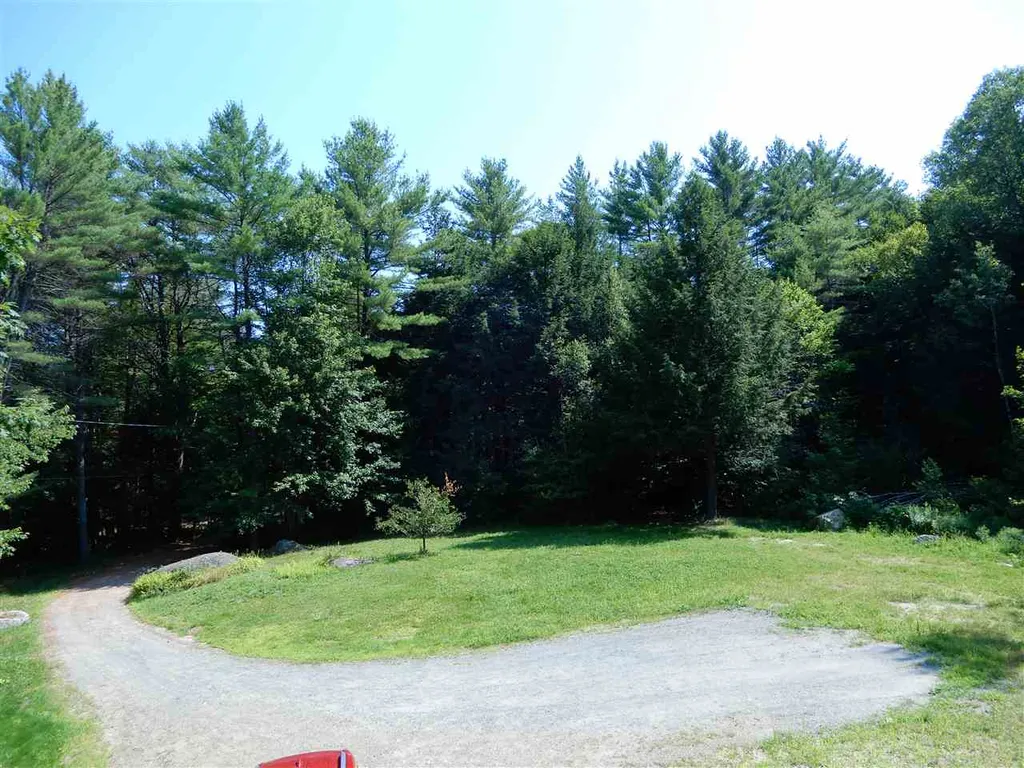 38 Russell Lane Danbury NH 03230