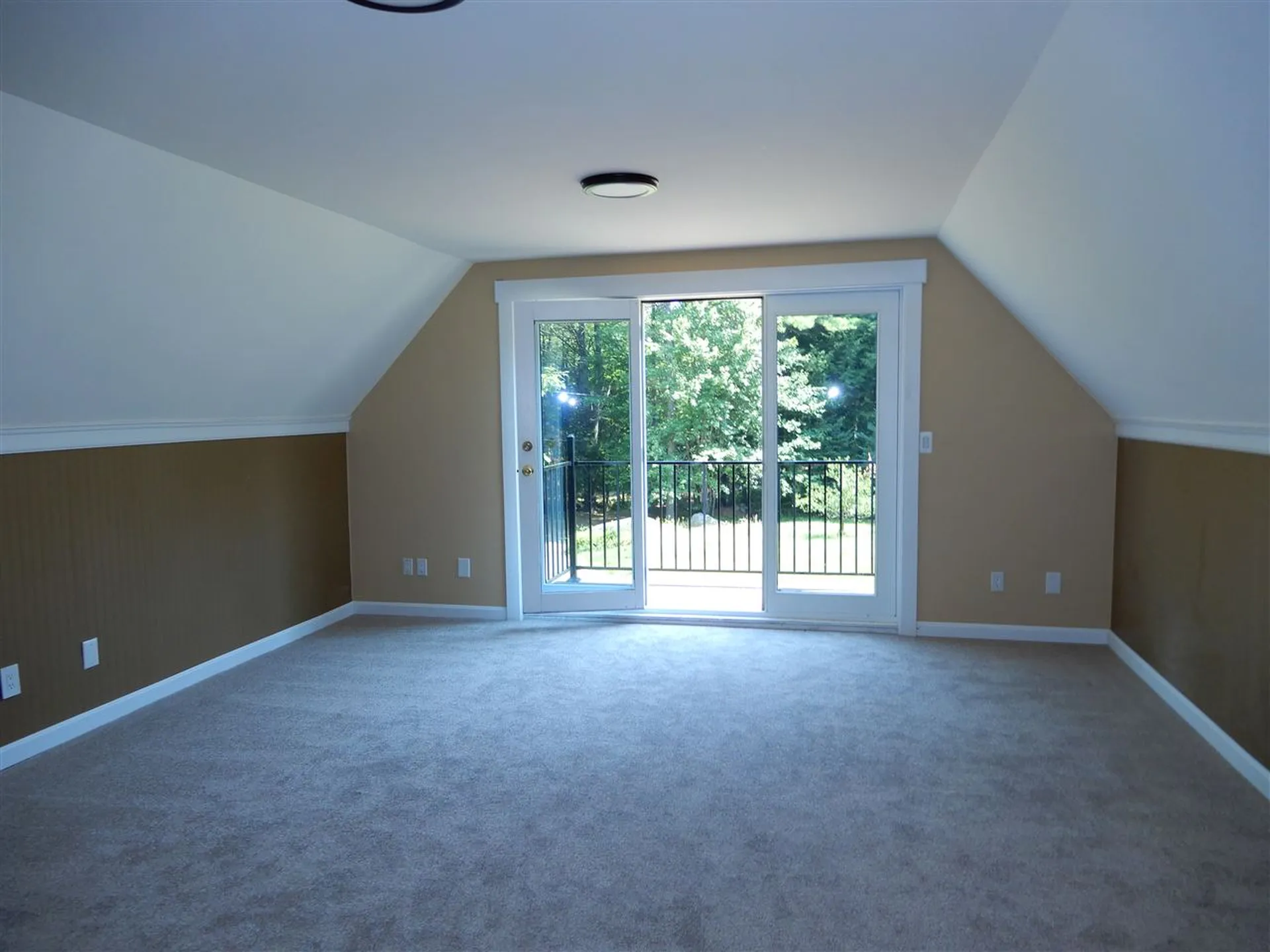 38 Russell Lane Danbury NH 03230