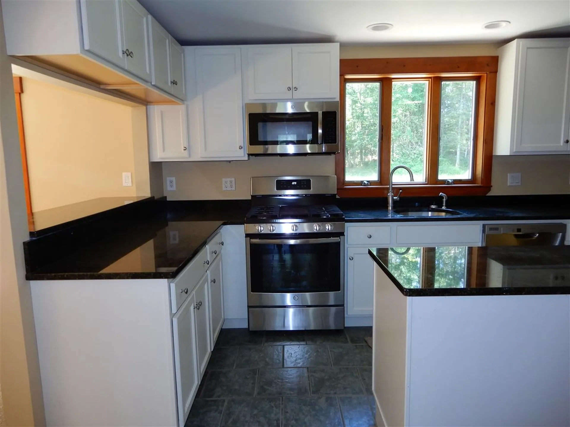 38 Russell Lane Danbury NH 03230