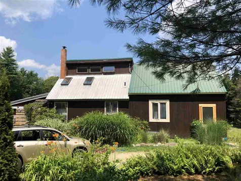 952 Mcmillan Road Halifax VT 05301