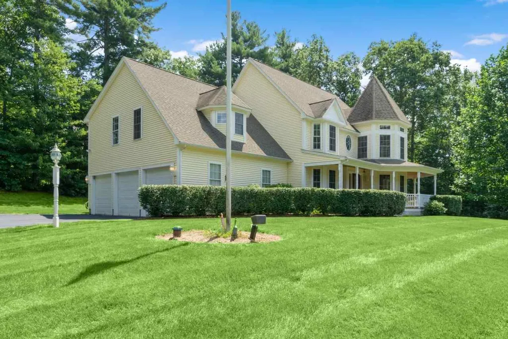 1 Harrington Drive Merrimack NH 03054