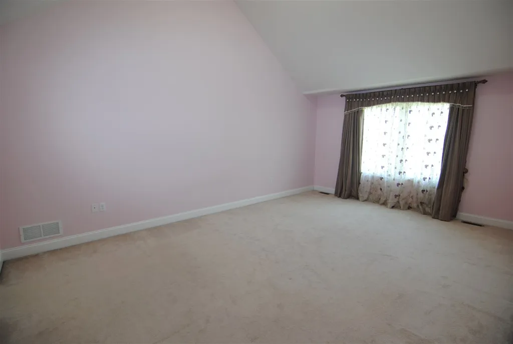 7 Annabelle Court Nashua NH 03062