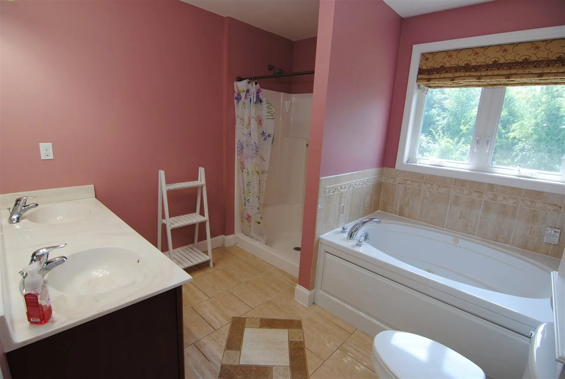 7 Annabelle Court Nashua NH 03062