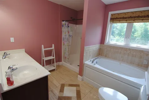 7 Annabelle Court Nashua NH 03062