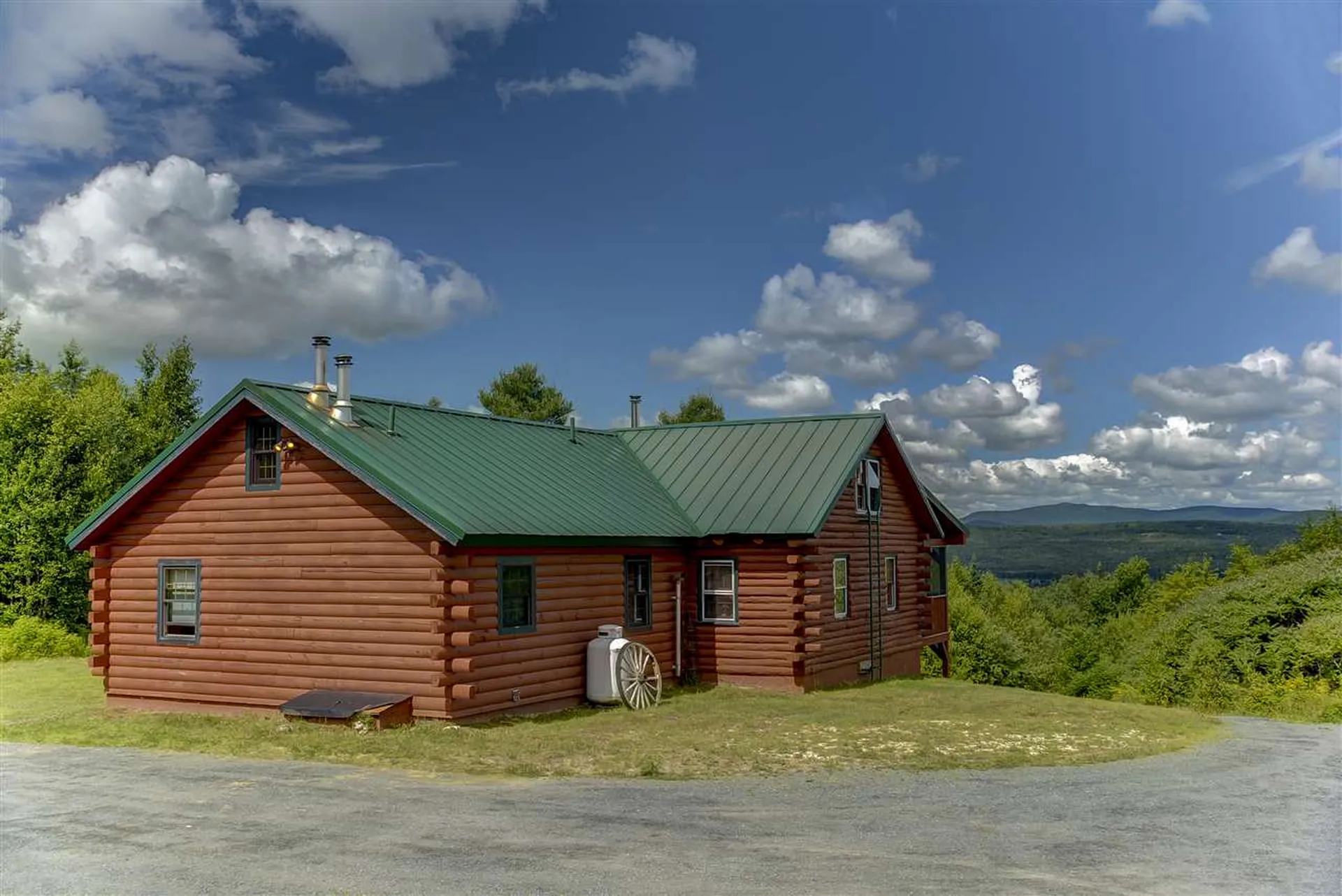 44 Achorn Hill Road Lancaster NH 03584