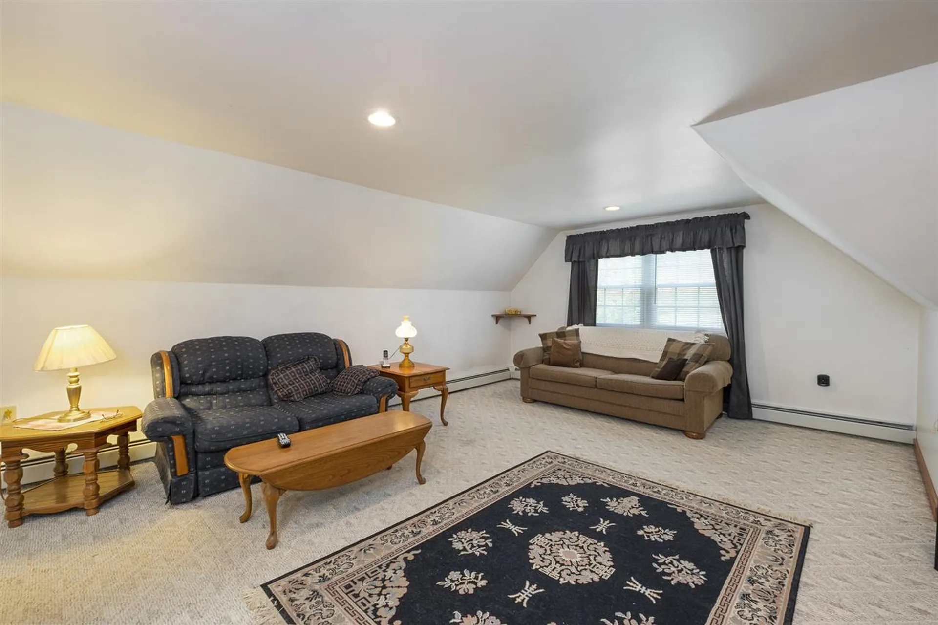 225 Pine River Path Effingham NH 03882