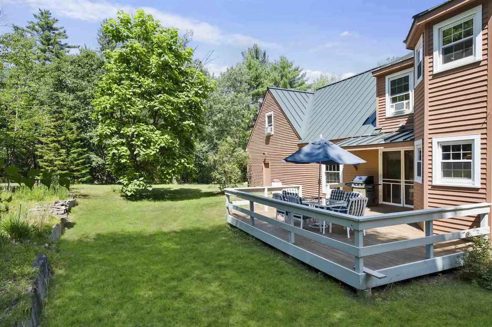 225 Pine River Path Effingham NH 03882